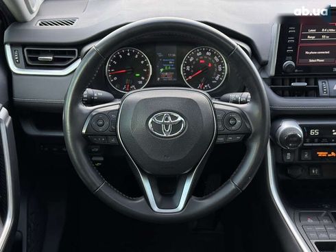 Toyota RAV4 2019 - фото 21