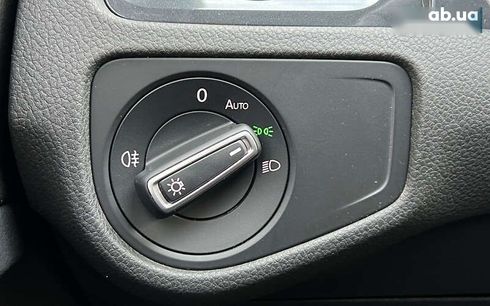 Volkswagen e-Golf 2019 - фото 18