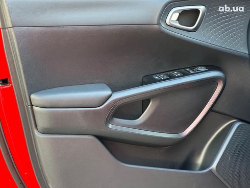 Kia Soul 2021 красный - фото 10