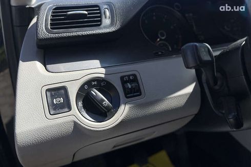 Volkswagen Passat 2009 - фото 19