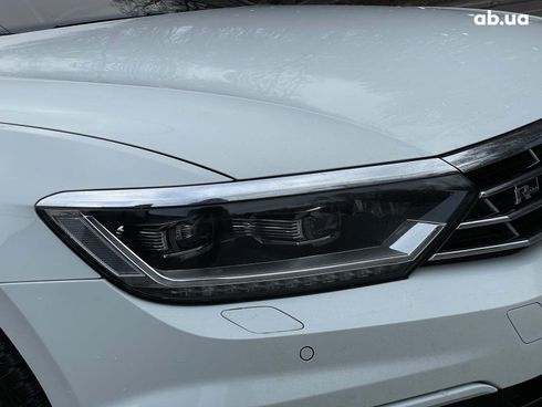 Volkswagen passat b8 2018 белый - фото 4