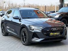 Продажа б/у Audi E-Tron 2021 года в Черновцах - купить на Автобазаре
