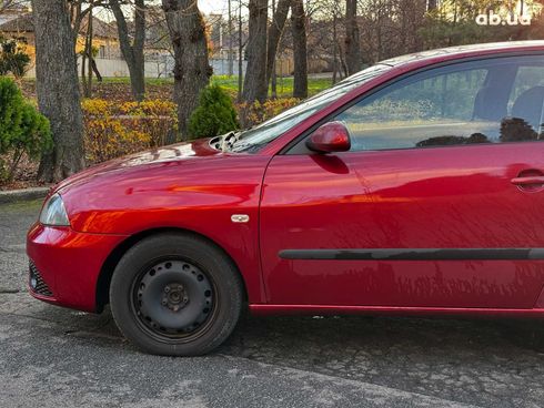SEAT Ibiza 2008 красный - фото 11