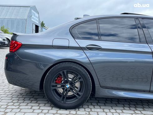 BMW 5 серия 2016 серый - фото 23