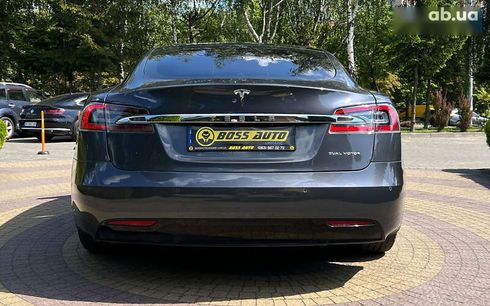 Tesla Model S 2019 - фото 6