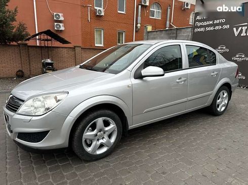 Opel Astra 2008 - фото 7