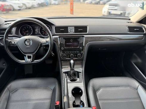 Volkswagen Passat 2016 - фото 28