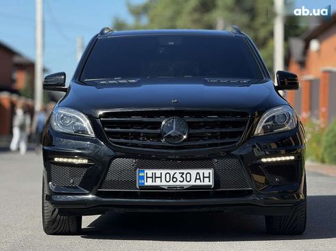 Mercedes-Benz M-Класс 2015 - фото 2