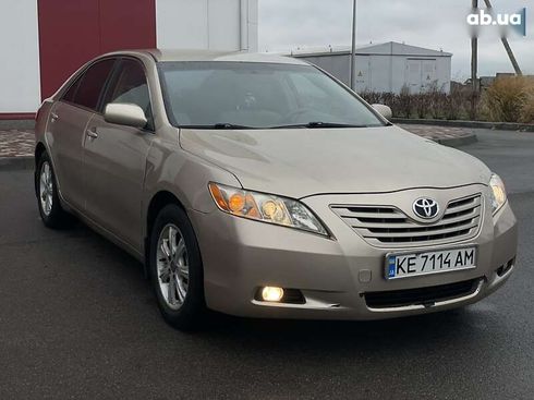 Toyota Camry 2007 - фото 7
