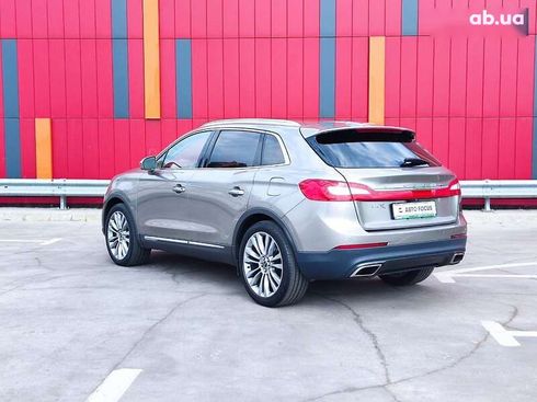Lincoln MKX 2016 - фото 5