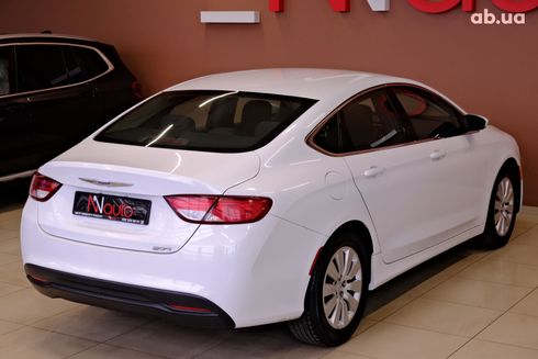 Chrysler 200 2014 белый - фото 5