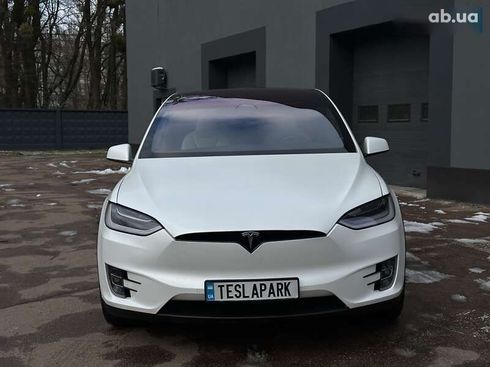 Tesla Model X 2020 - фото 2