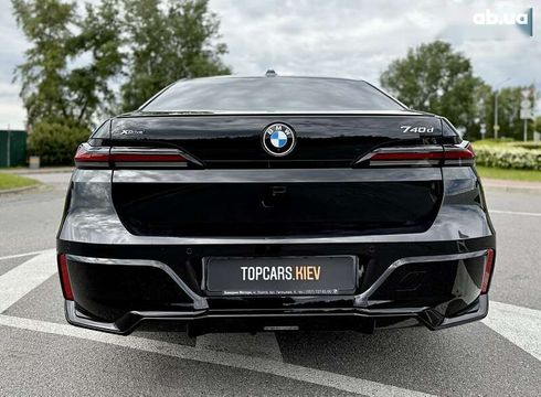 BMW 7 серия 2025 - фото 13