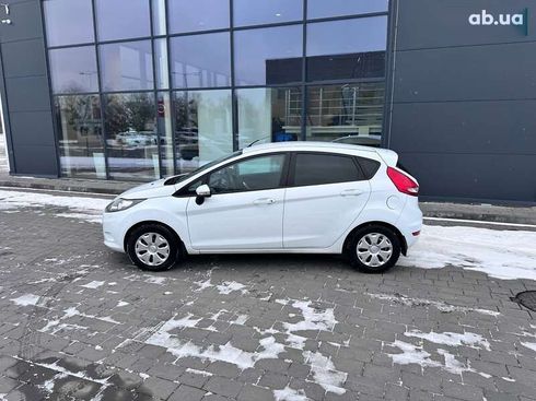 Ford Fiesta 2011 - фото 7