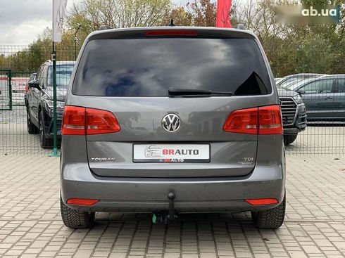 Volkswagen Touran 2011 - фото 16