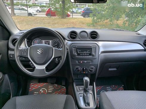 Suzuki Vitara 2021 - фото 25