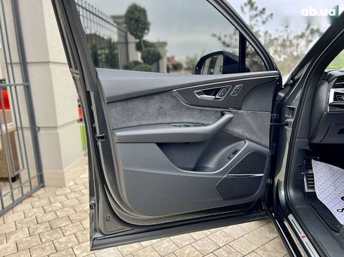 Audi SQ7 2021 - фото 26