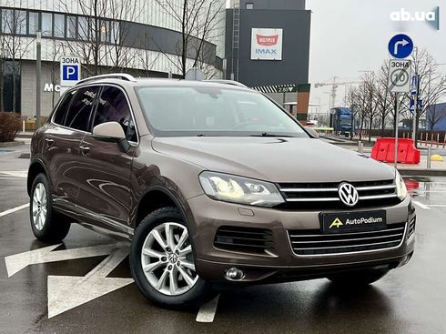 Volkswagen Touareg 2012 - фото 2