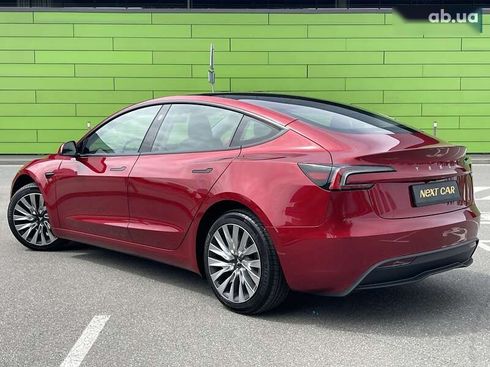 Tesla Model 3 2024 - фото 11