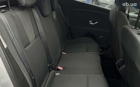 Renault Megane 2010 - фото 13