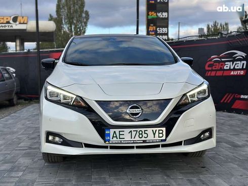 Nissan Leaf 2018 - фото 4