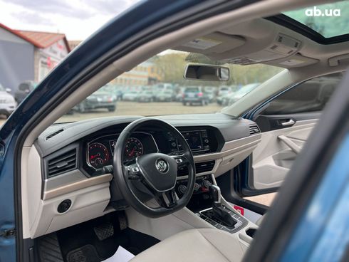Volkswagen Jetta 2019 синий - фото 24