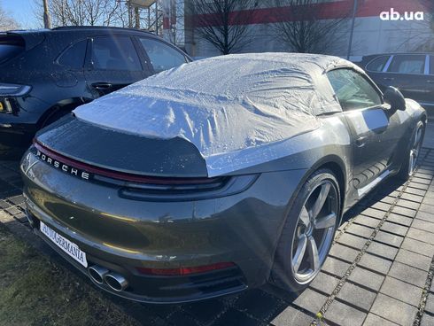 Porsche 911 Targa 4 GTS 2024 - фото 18