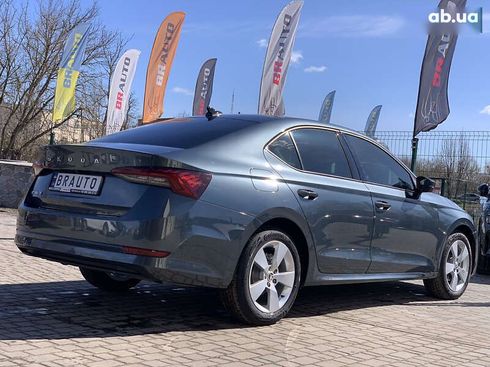 Skoda Octavia 2020 - фото 15