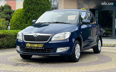 Skoda Fabia 2012 - фото 3