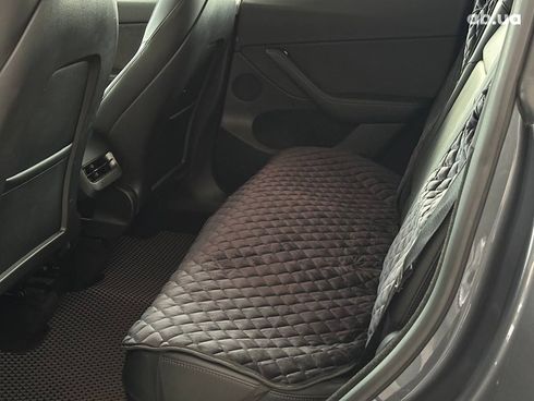 Tesla Model Y 2023 серый - фото 36