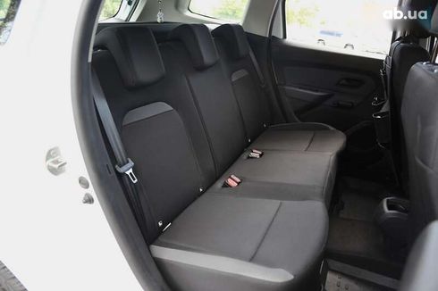 Renault Duster 2021 - фото 10