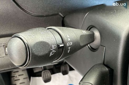 Peugeot Partner 2020 - фото 10