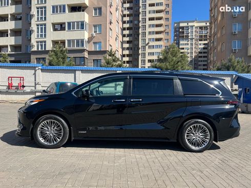 Toyota Sienna 2021 черный - фото 17