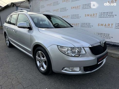 Skoda Superb 2010 - фото 8