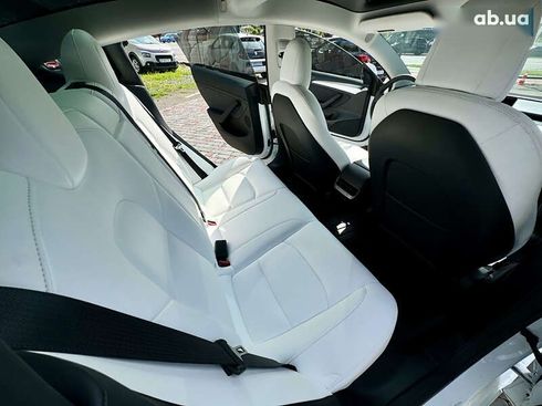 Tesla Model 3 2022 - фото 27