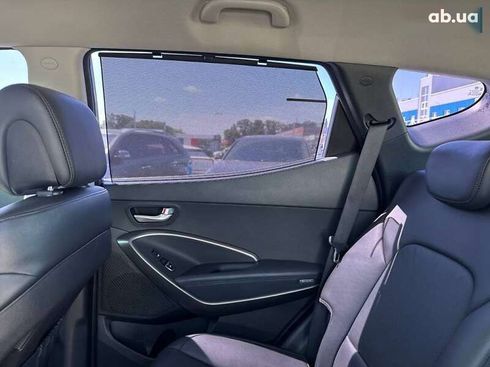 Hyundai Santa Fe 2017 - фото 25