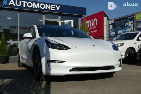 Tesla Model 3 2020 - фото 3