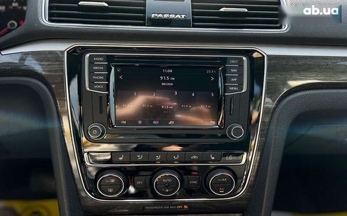 Volkswagen Passat 2018 - фото 13