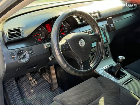 Volkswagen Passat 2007 серый - фото 15