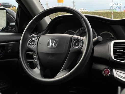 Honda Accord 2015 черный - фото 18
