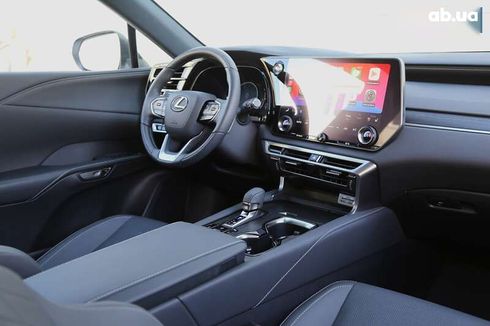 Lexus RX 2023 - фото 14