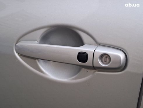 Toyota Auris 2007 серый - фото 15