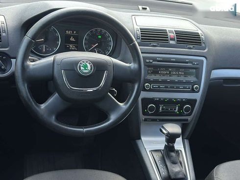 Skoda Octavia 2012 - фото 27