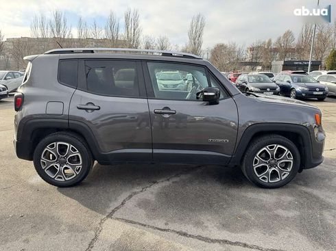 Jeep Renegade 2016 - фото 6