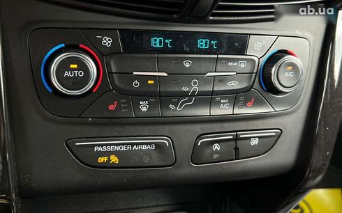 Ford Escape 2017 - фото 20