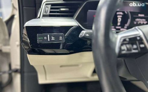 Audi E-Tron 2021 - фото 11