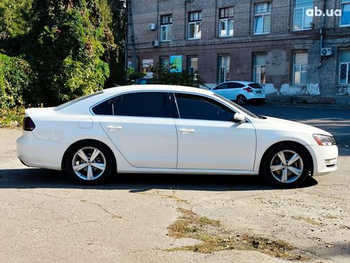 Volkswagen passat b7 2011 белый - фото 9