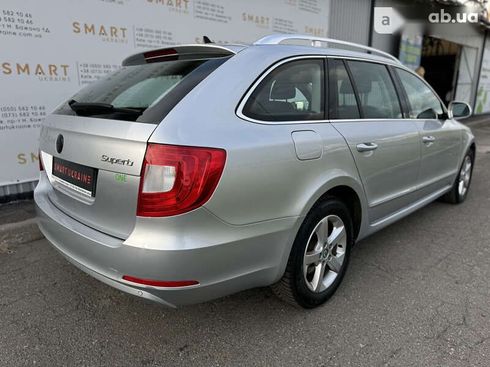 Skoda Superb 2010 - фото 6