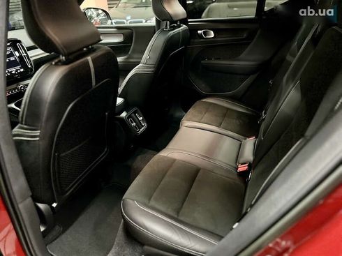 Volvo XC40 2022 - фото 30