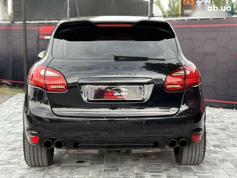 Porsche Cayenne 2012 - фото 12